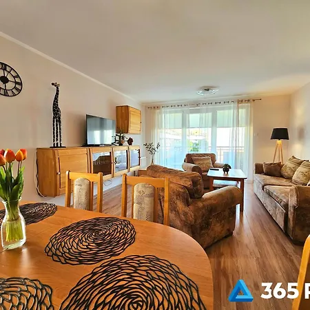 365pam - Safari - Garaz W Cenie Колобжег