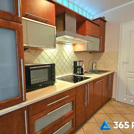 365pam - Safari - Garaz W Cenie * Колобжег