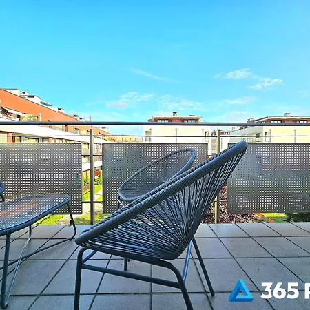 365pam - Safari - Garaz W Cenie Колобжег